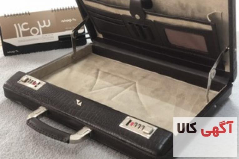 کیف اداری مدل A5563 (چرم مشهد)