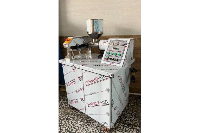 سیخگیر . کباب زن