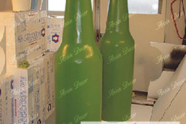 ماکت بطری شیشه آبلیمو