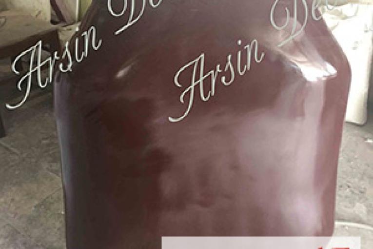 ماکت شیشه شکلات