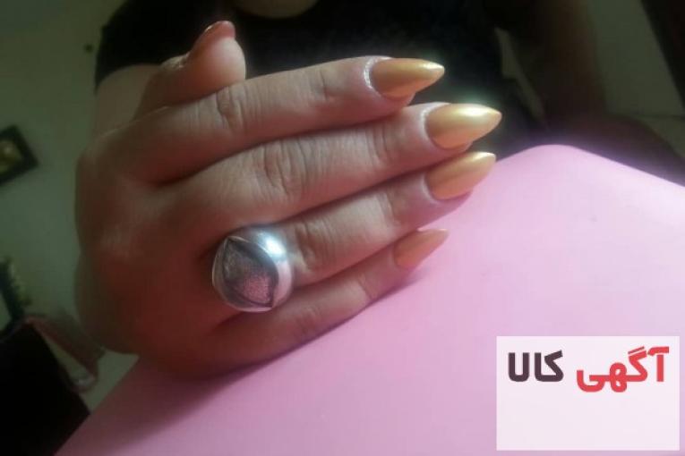 آموزش حرفه ای کاشت ناخن با ارایه مدرک فنی و حرفه ای