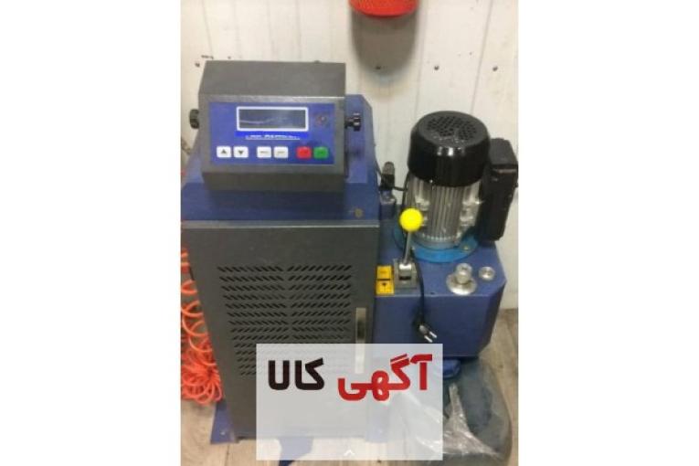 جک بتن شکن (تست مقاومت‌ فشاری) 200 تن